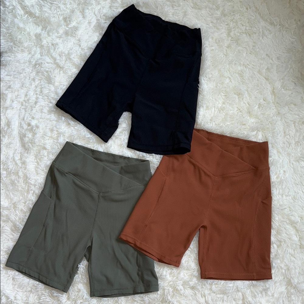 Women's Black, Olive, and Brown Ribbed Gym Shorts with pockets